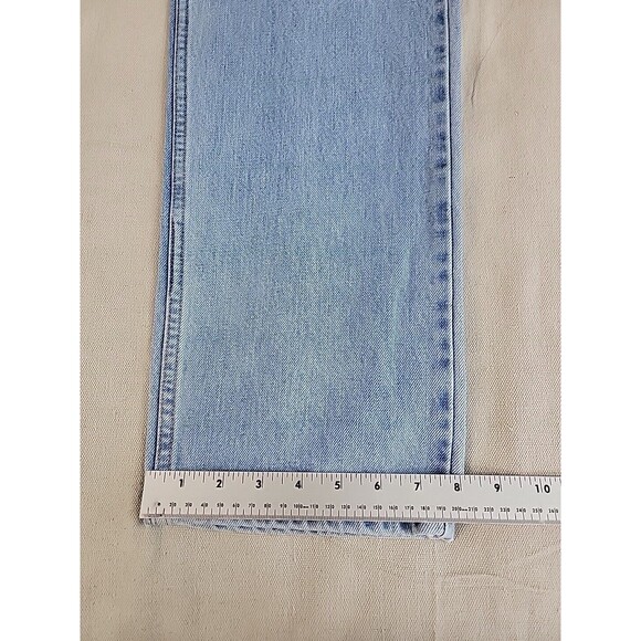 Vintage Levis 505 Jeans Mens 35x36 Straight Mid Rise Distressed Light Blue 90s - Picture 4 of 15